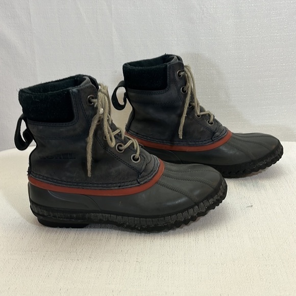 SOREL women’s size 5, waterproof, good condition - Picture 3 of 8